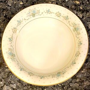 Noritake Inverness 6716 Oval Serving Bowl 9 5/8" 6716 and a 14" Serving Tray